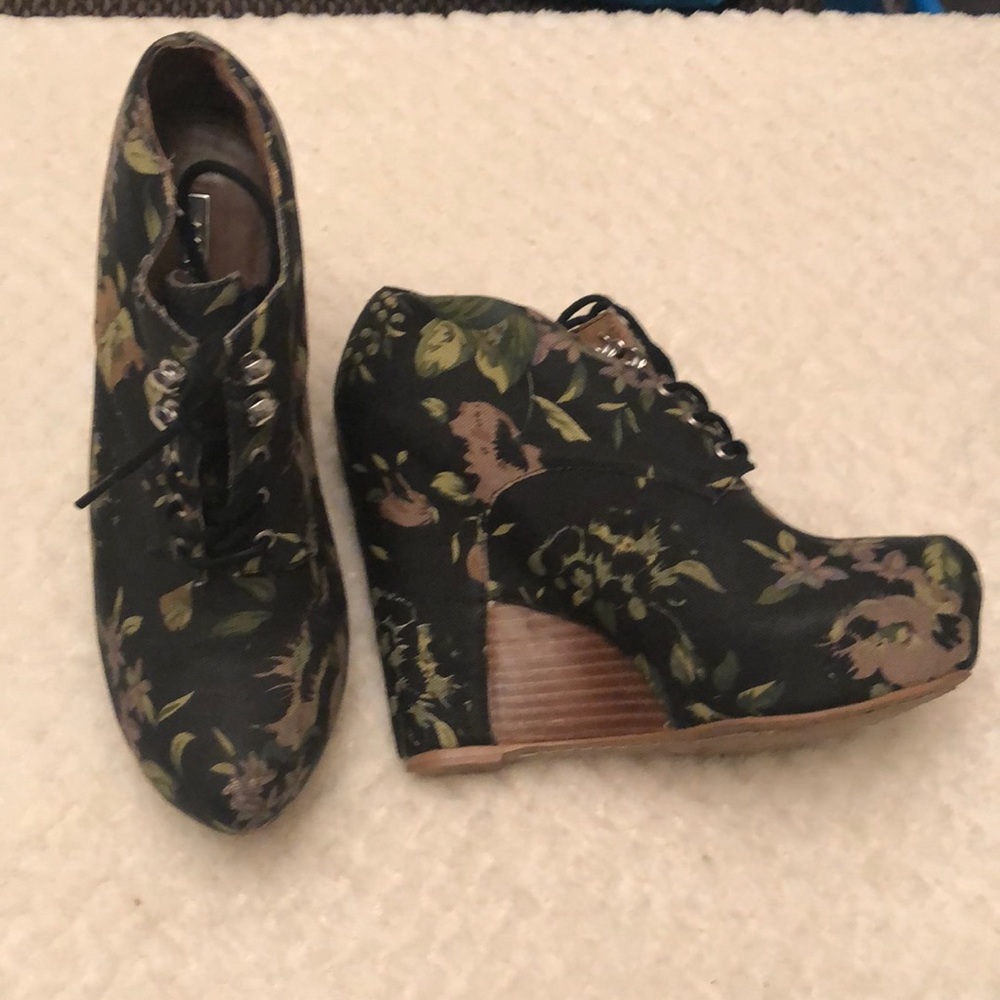 - Marino- floral booties. Pre loved  condition